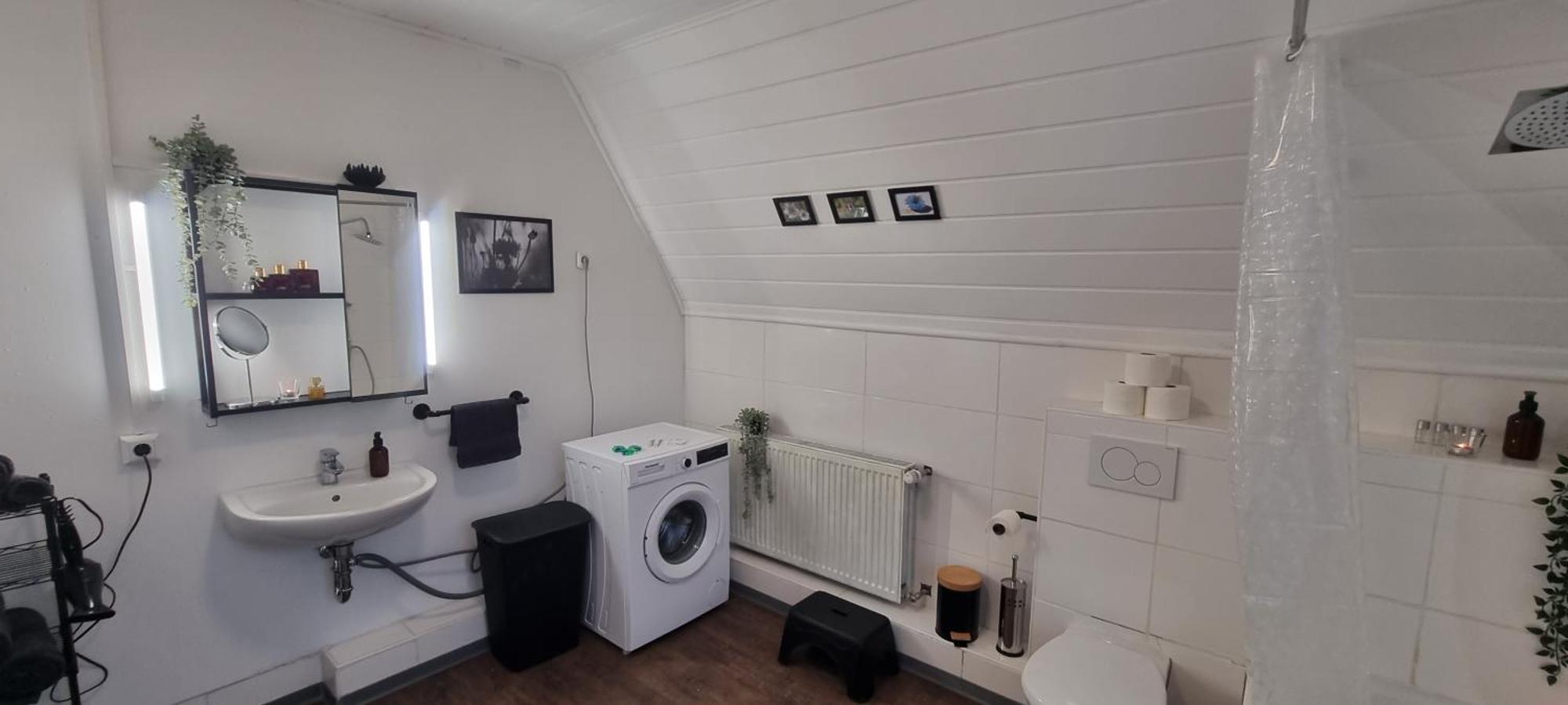 Nigella Apartment Direkt Am Hauptbahnhof Celle Fur 6 Personen Mit Kostenfreiem Parkplatz Voll Ausgestatteter Kuche Elite Standard Exteriör bild