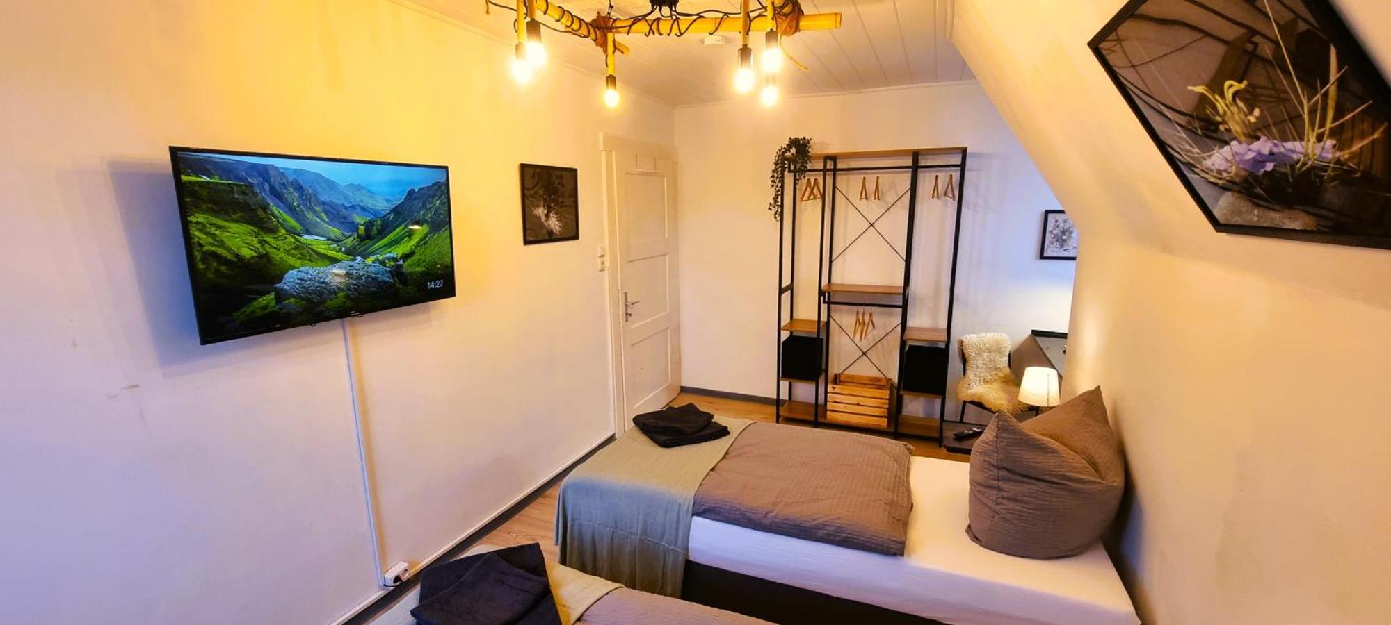 Nigella Apartment Direkt Am Hauptbahnhof Celle Fur 6 Personen Mit Kostenfreiem Parkplatz Voll Ausgestatteter Kuche Elite Standard Exteriör bild