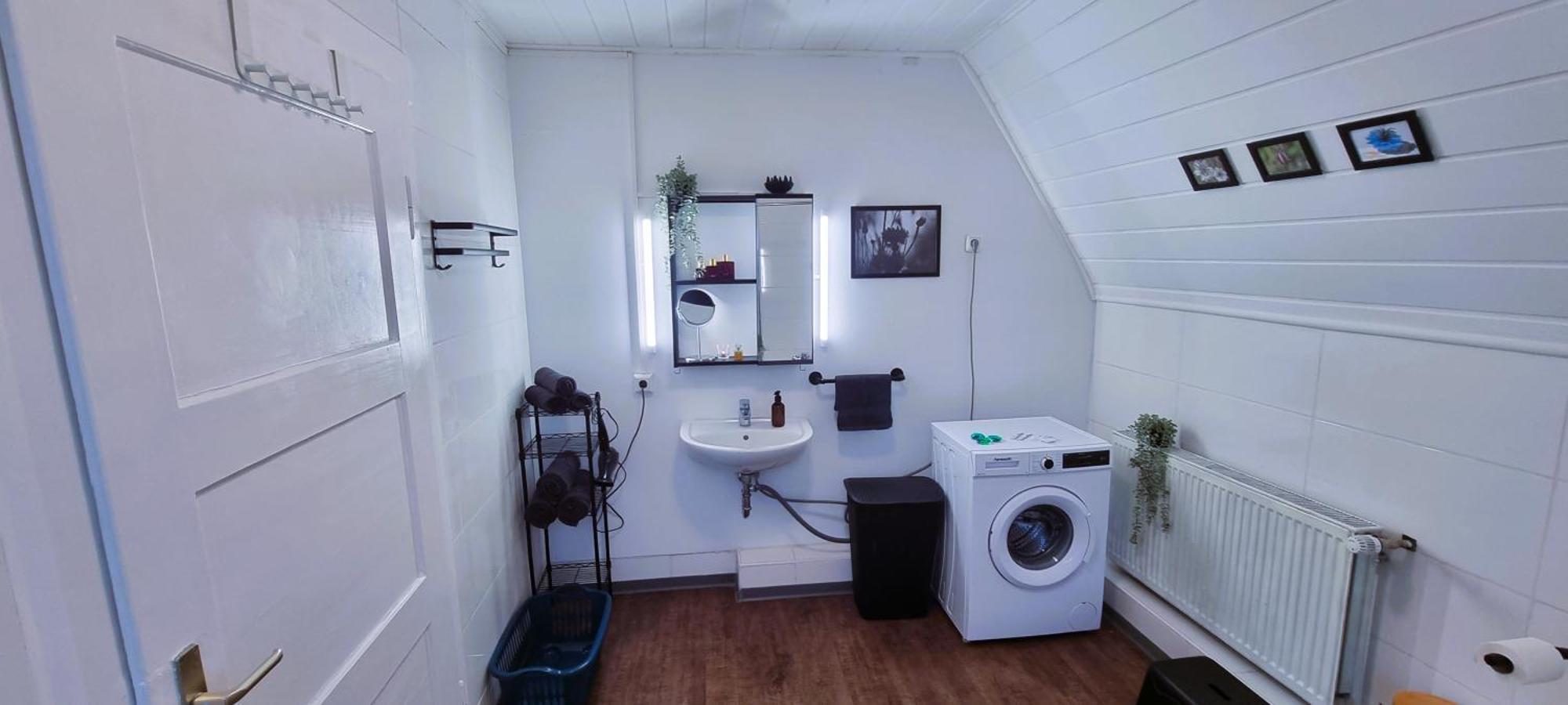 Nigella Apartment Direkt Am Hauptbahnhof Celle Fur 6 Personen Mit Kostenfreiem Parkplatz Voll Ausgestatteter Kuche Elite Standard Exteriör bild