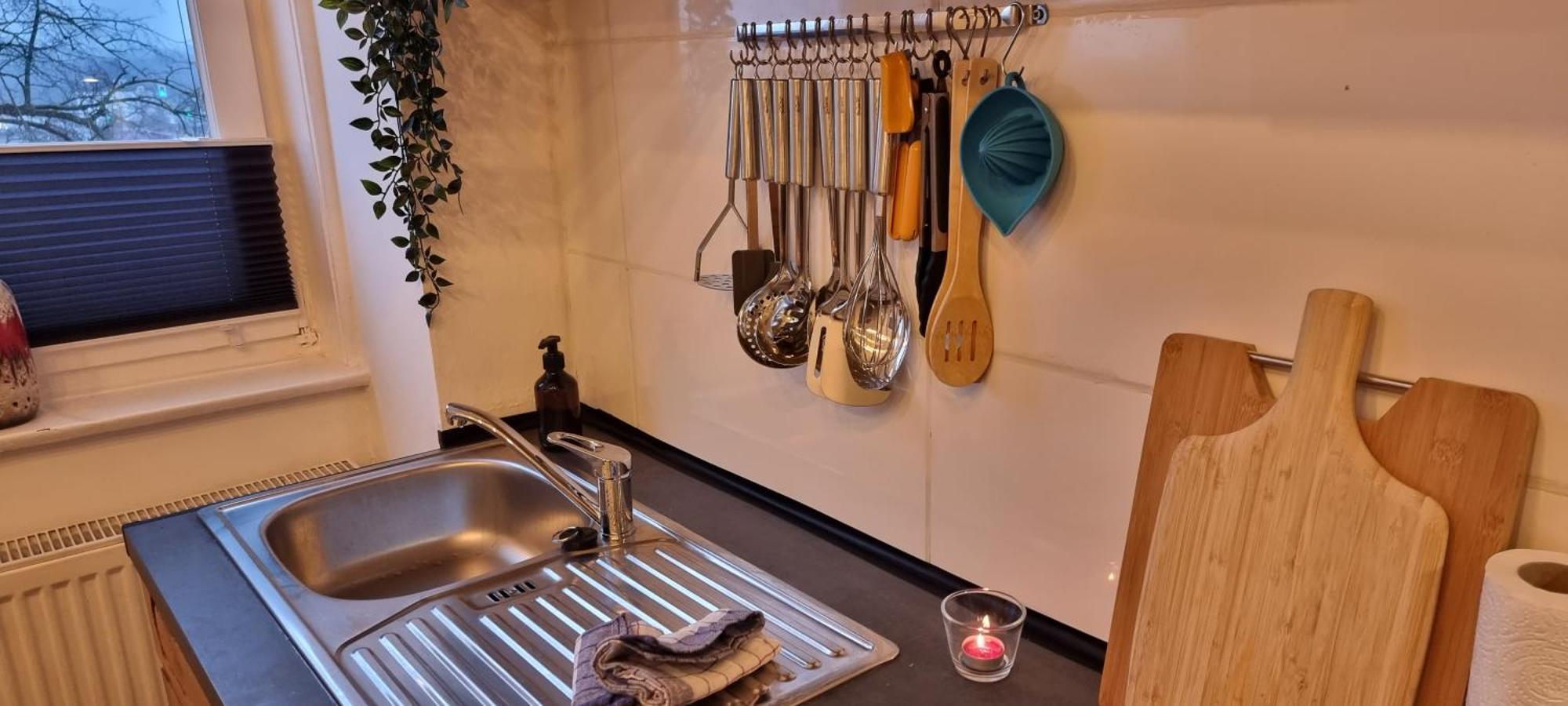 Nigella Apartment Direkt Am Hauptbahnhof Celle Fur 6 Personen Mit Kostenfreiem Parkplatz Voll Ausgestatteter Kuche Elite Standard Exteriör bild